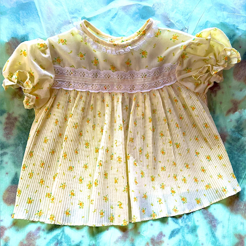 Vintage Sears Christmas little girls blouse yellow lace floral 2T 3T